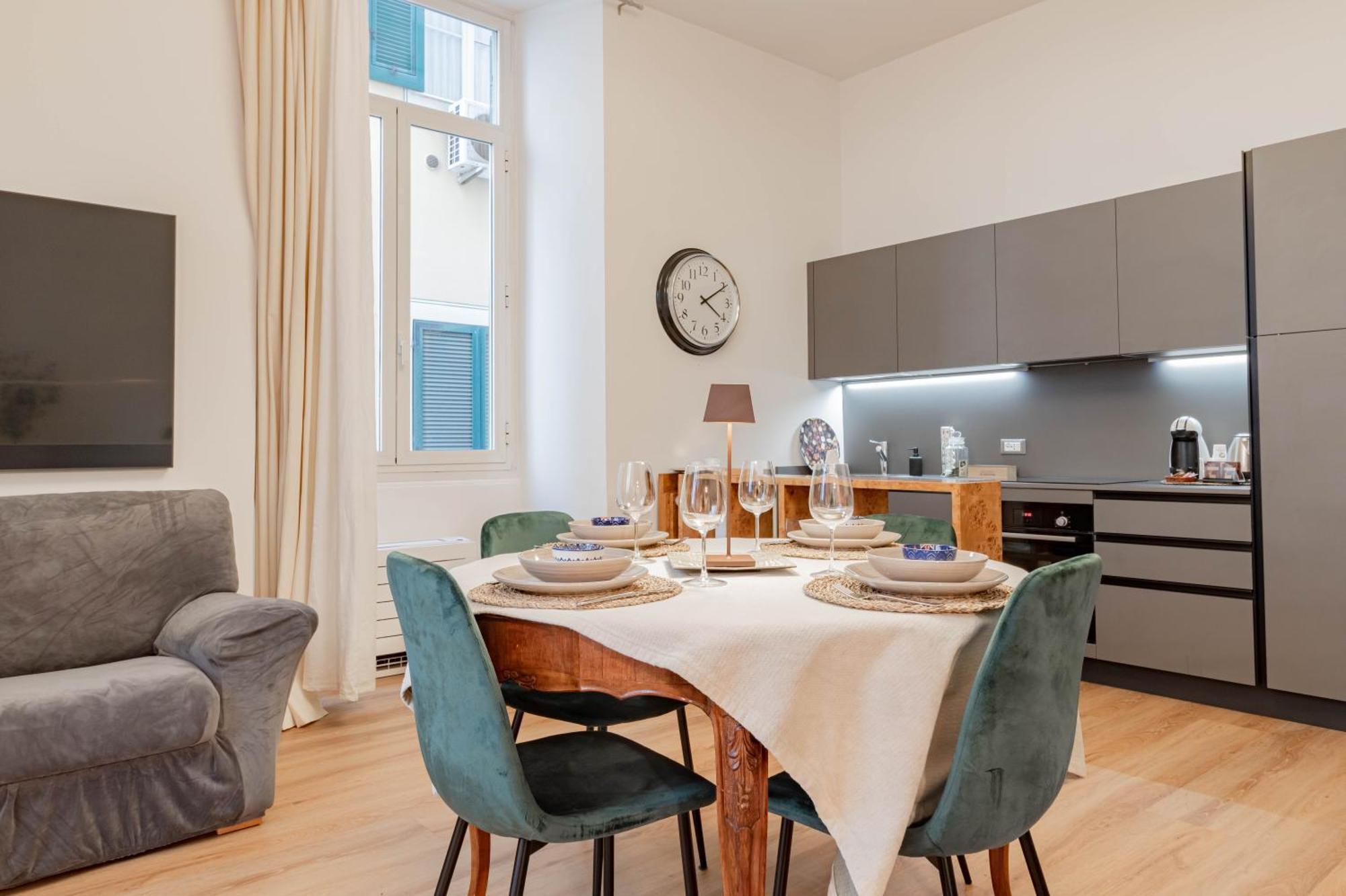 Apartment H11 The King's Ariston - Centro Sanremo