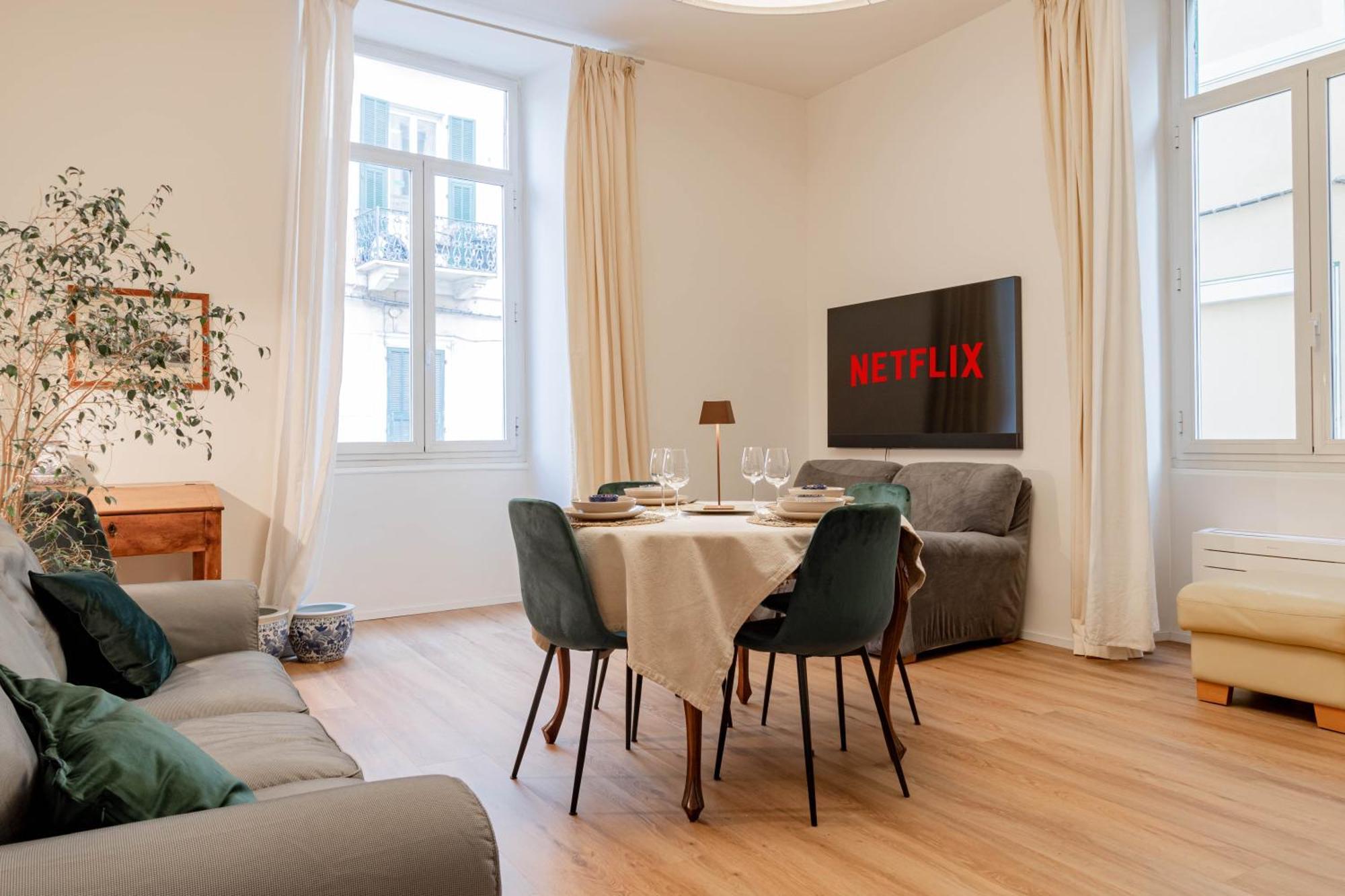 H11 The King's Ariston - Centro Apartment *