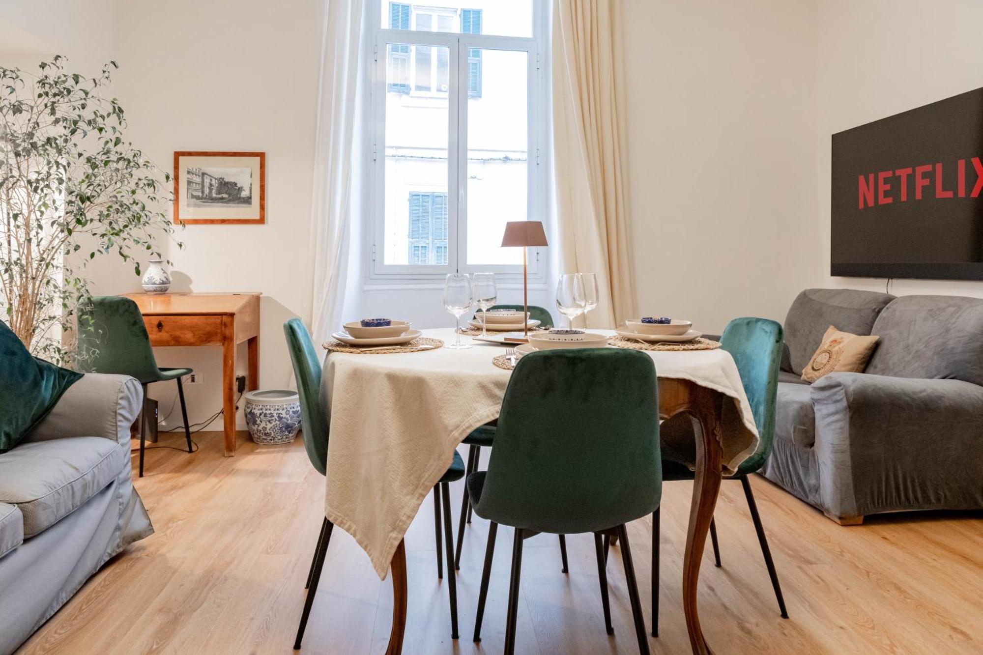H11 The King's Ariston - Centro Apartment