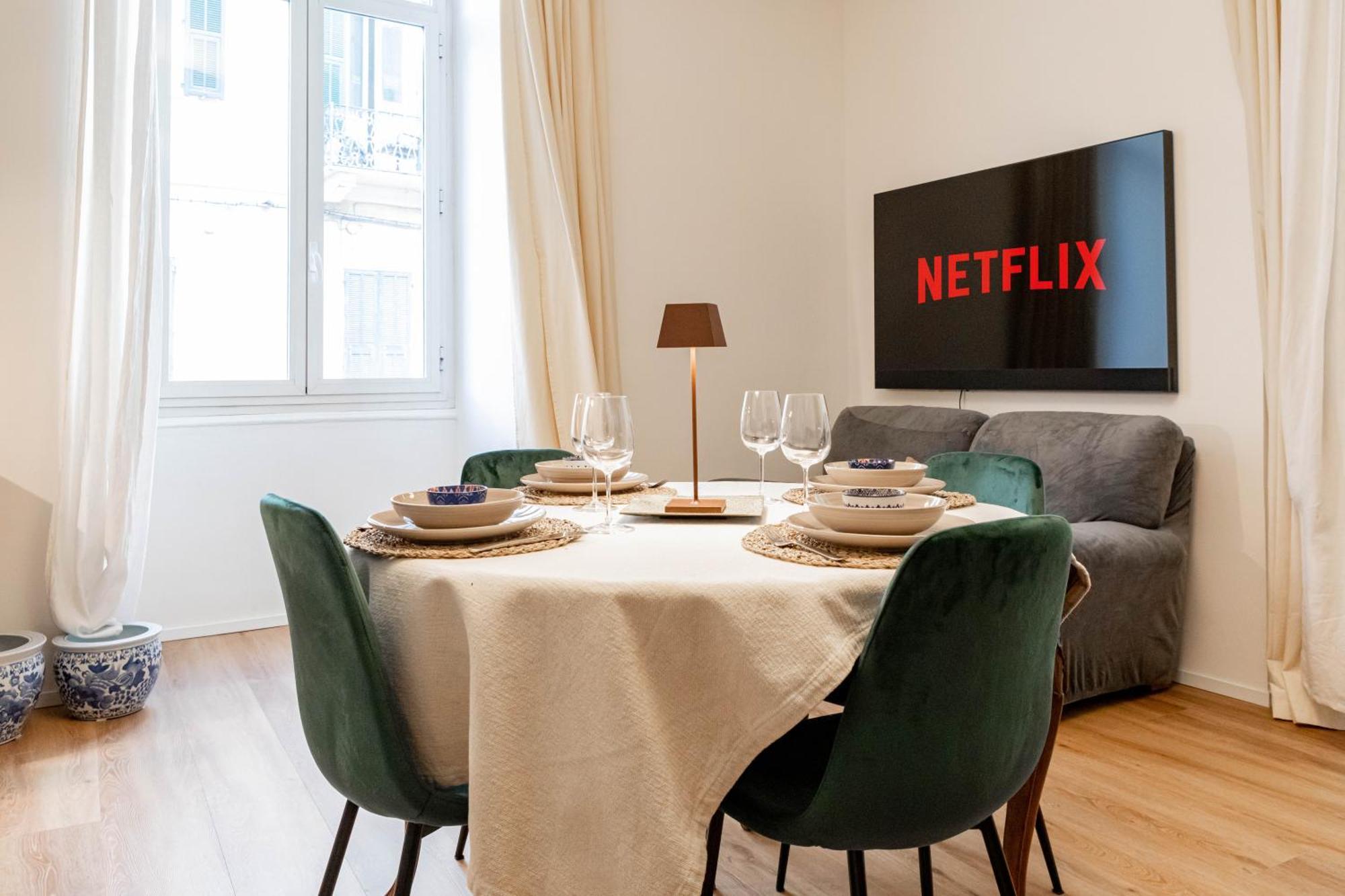 H11 The King's Ariston - Centro Apartment Sanremo